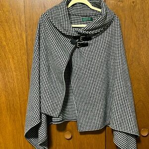 Lauren houndstooth wrap/cape. One size.